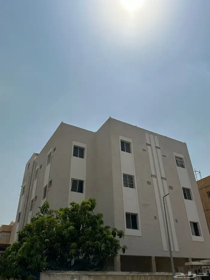 عمارة للبيع بحي الثغر بدخل ممتاز وموقع ممتاز 0