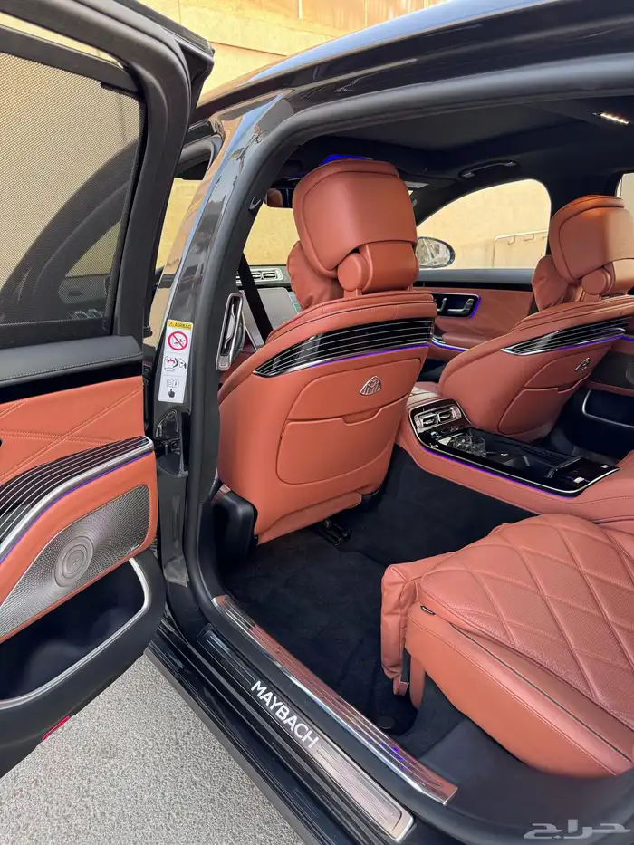 مايباخ 2023 S580 10