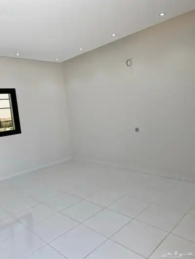 فلل فاخرة للبيع بالواصلية 35
