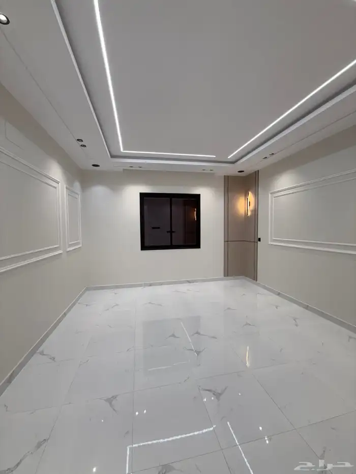 للبيع شقق ارضيه وعلويه بموقع مميز بحي الضيافه 32