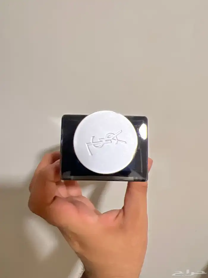 عطر واي اف سالوران 3