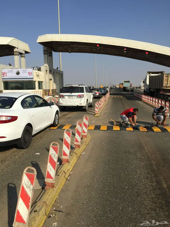 توريد وتركيب مطبات صناعية رابر ومصدات شوكية 6