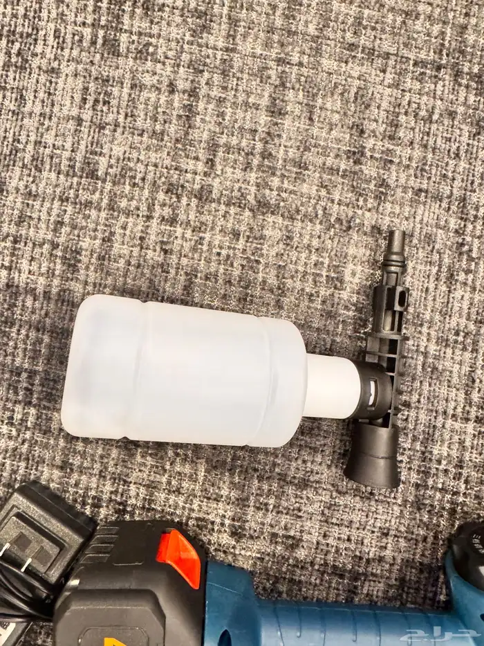 جهاز لغسيل السيارات سليم بكامل القطع 2