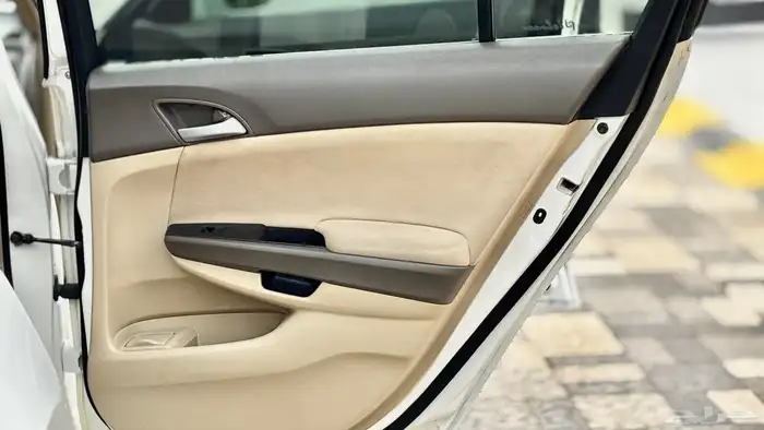 أكورد 2010 28