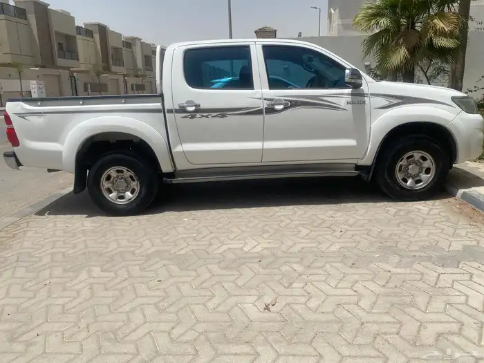 هايلوكس 2015 دبل ديزل 4