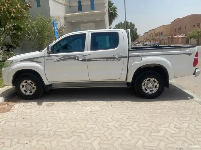 هايلوكس 2015 دبل ديزل 0