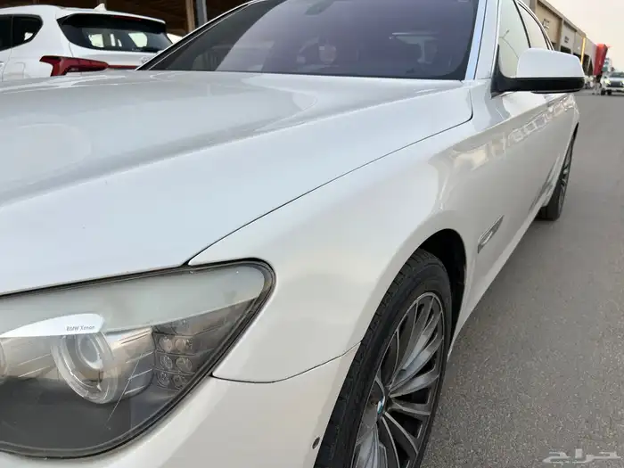بي ام دبليو LI740 فل كامل 2011 3