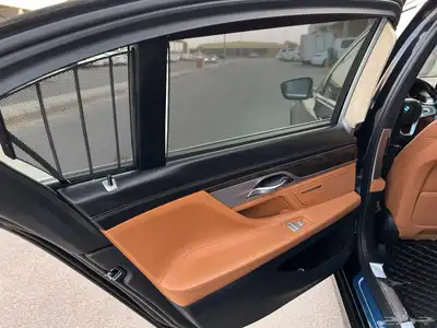 بي ام دبليو 2019 730 LI فل كامل شاشات خلفيه 10