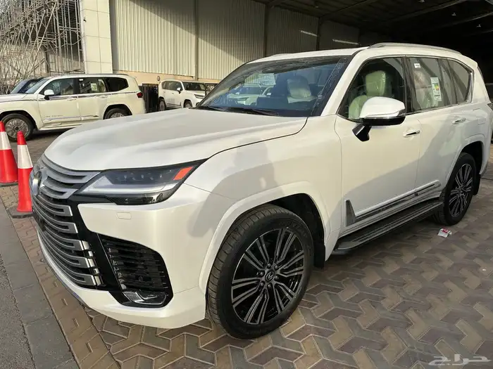 لكزس LX600 BB موديل 2025 - خليجي - أبيض داخلي اوف وايت 0