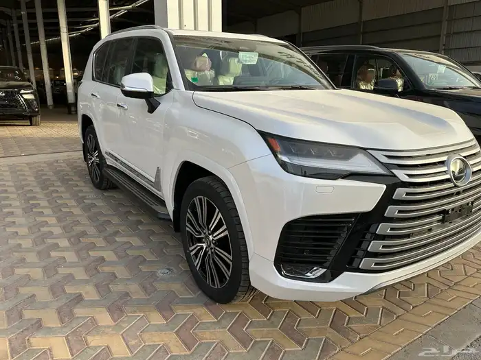 لكزس LX600 BB موديل 2025 - خليجي - أبيض داخلي اوف وايت 2