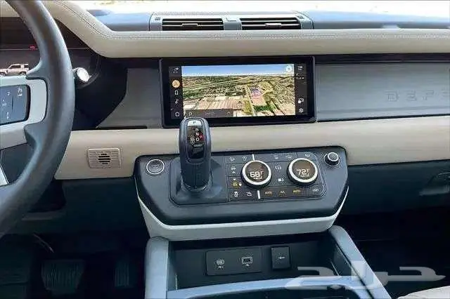 للبيع ديفندر موديل 2023 Land Rover Defender 90 SE 10