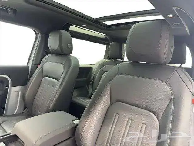 للبيع ديفندر موديل 2021 Land Rover Defender 90 X-Dynamic S 12