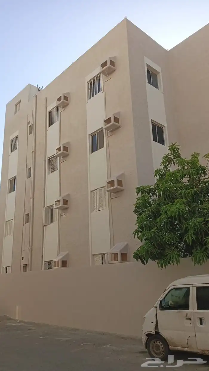 عمارة للبيع بحي الثغر بدخل ممتاز وموقع ممتاز 2