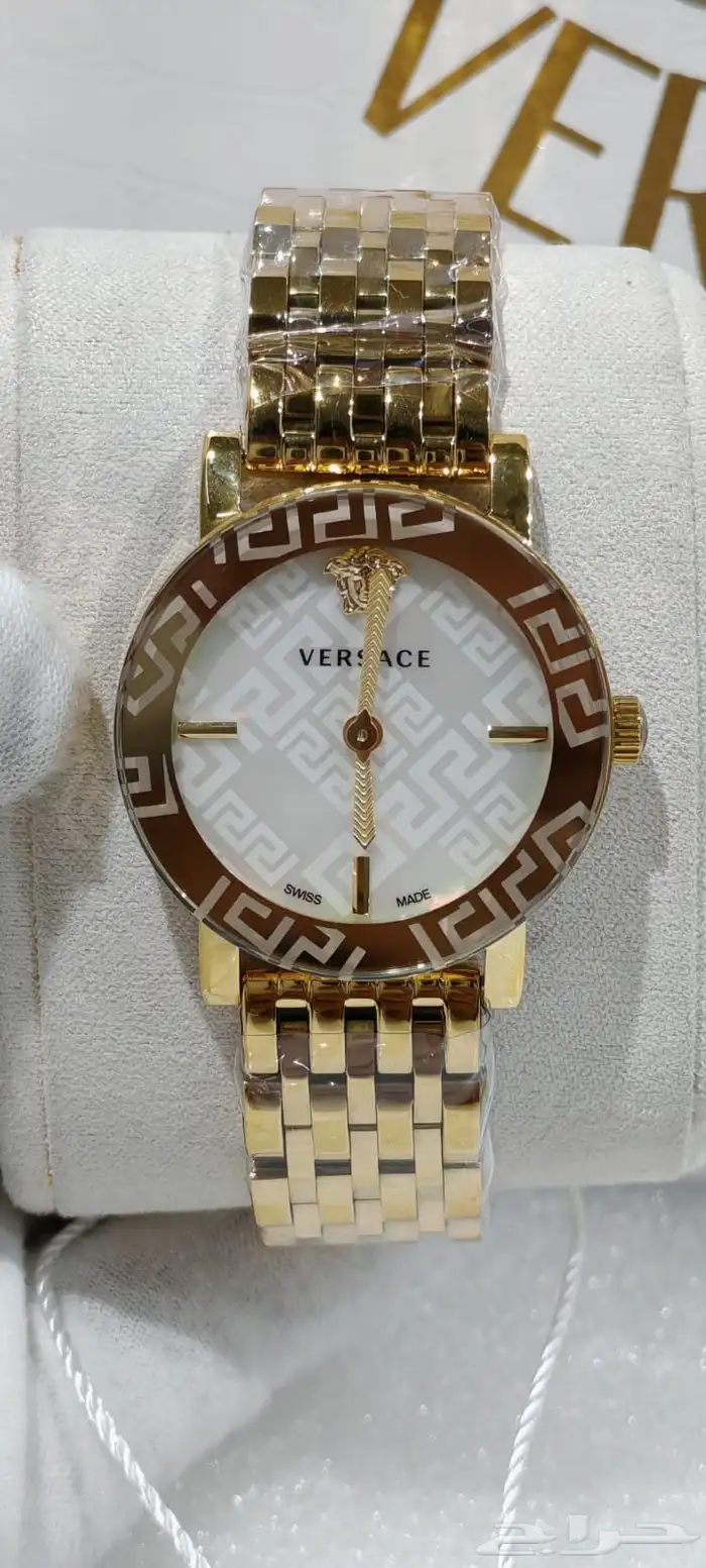 ساعة فرساتشي نسائية 1