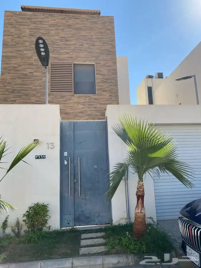 فيلا للبيع حي الصحافه 0