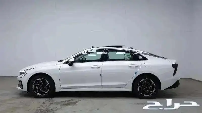 كيا K5 مطور 2025 3