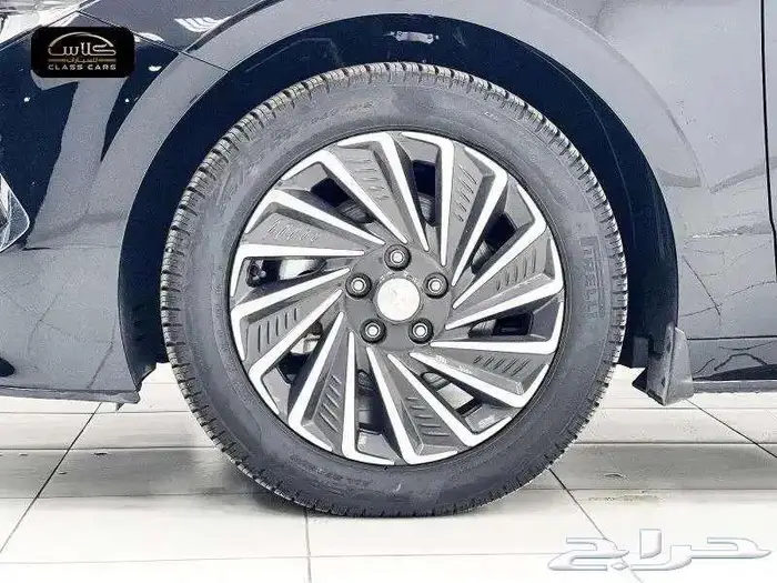 سوناتا هايبرد ميد 2023- 89700ريال شامل الضريبة عرض خاص 15