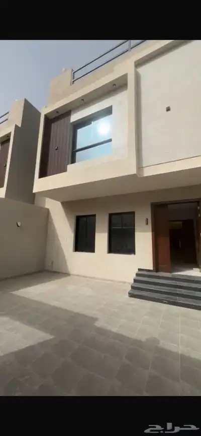 فيلا مودرن فاخره مساحة 352 متر فحي الحمدانية 0