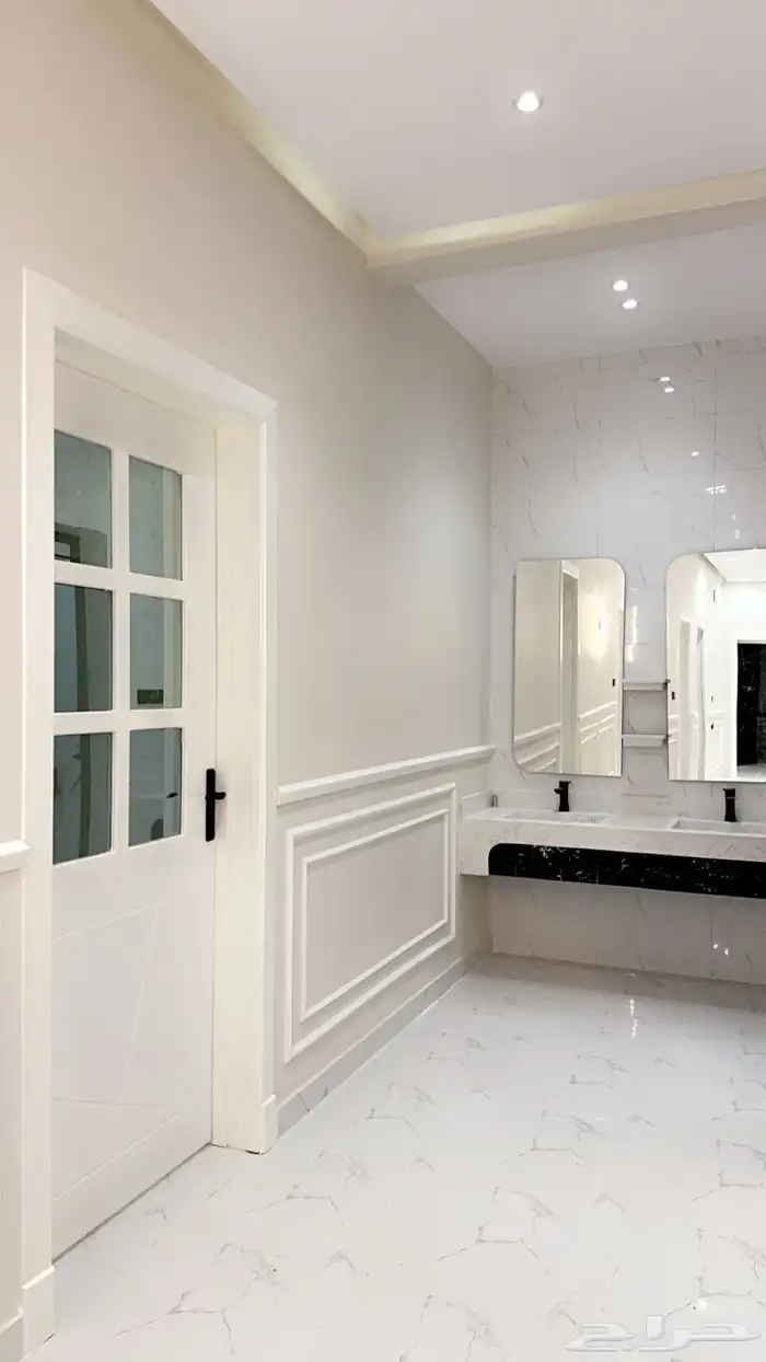 للبيع دور ارضي بحي التلال بسعر مناسب 4