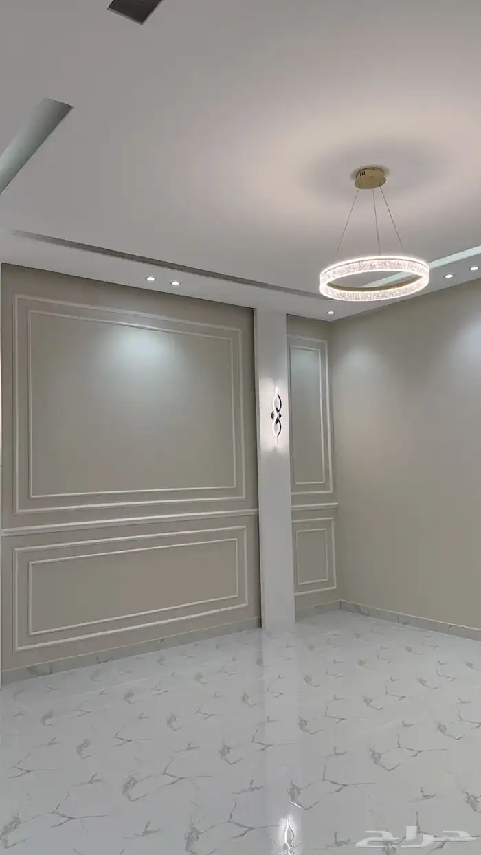 للبيع دور ارضي بحي التلال بسعر مناسب 9