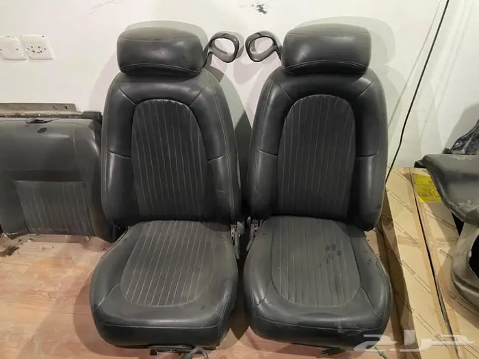 موستنج بولت 13