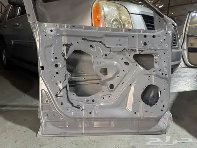 باب سيارة اكس_ تريل يسار 2023 2