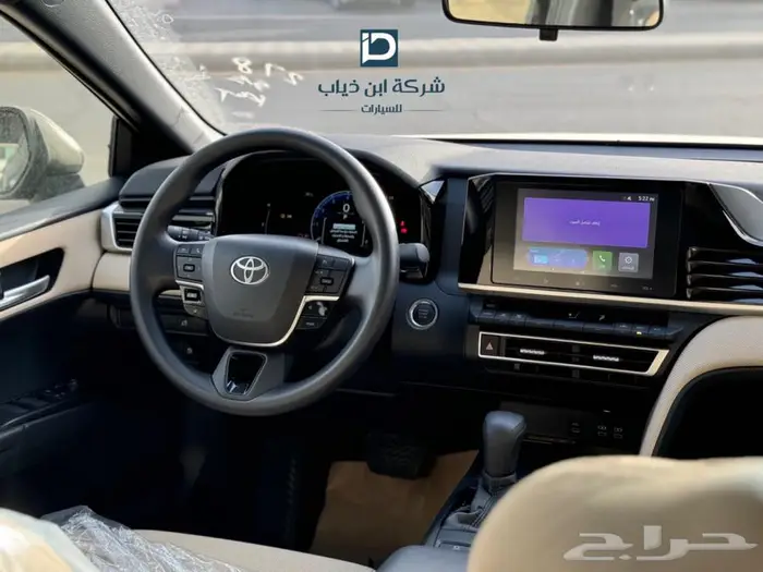 كامري E خليجي اسود 2025 لدى شركة ابن ذياب 4