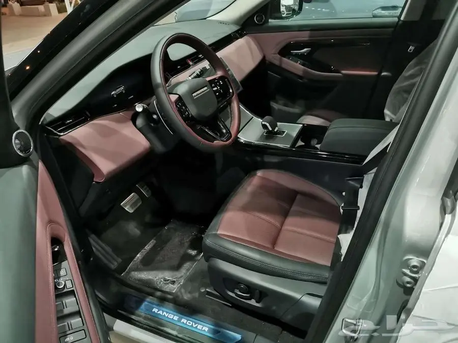 رنج روفر ايفوك Evoque موديل P250-Dynamic SE 2024 9