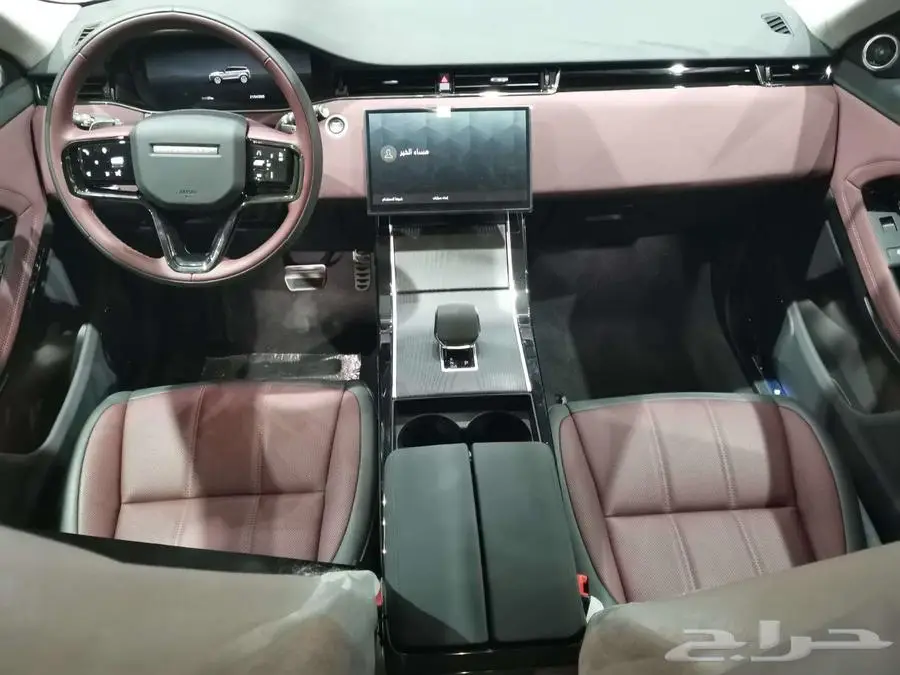 رنج روفر ايفوك Evoque موديل P250-Dynamic SE 2024 13