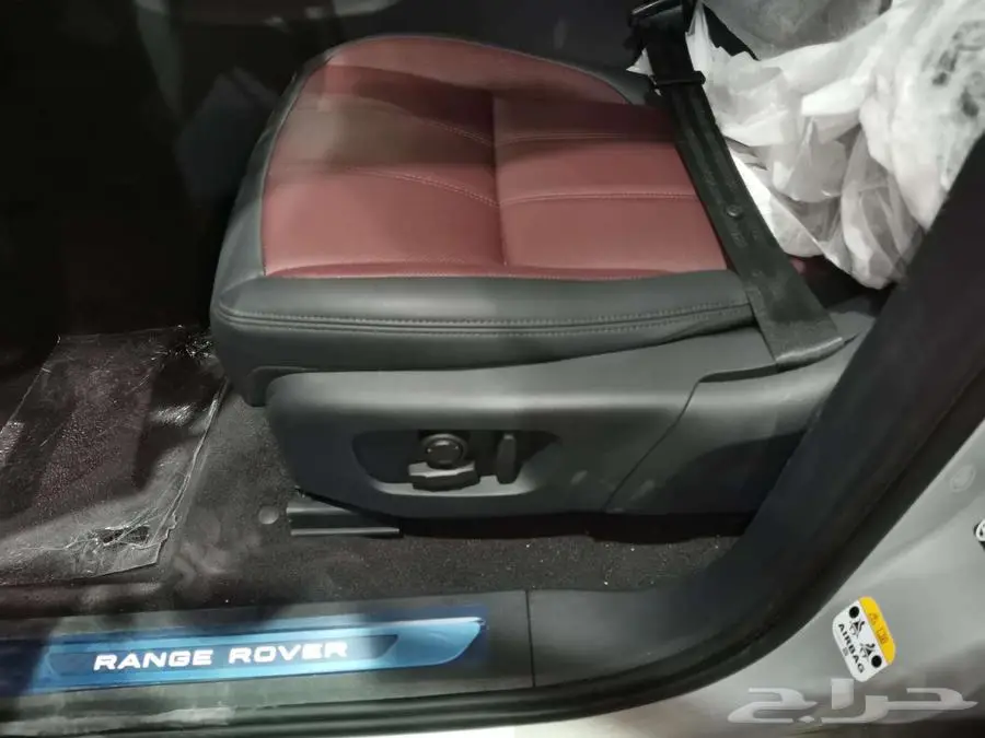 رنج روفر ايفوك Evoque موديل P250-Dynamic SE 2024 12