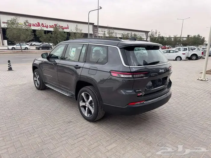 جراند شروكي 2024 ليميتد بلس بترومين اقساط وكاش جميع البنوك 15
