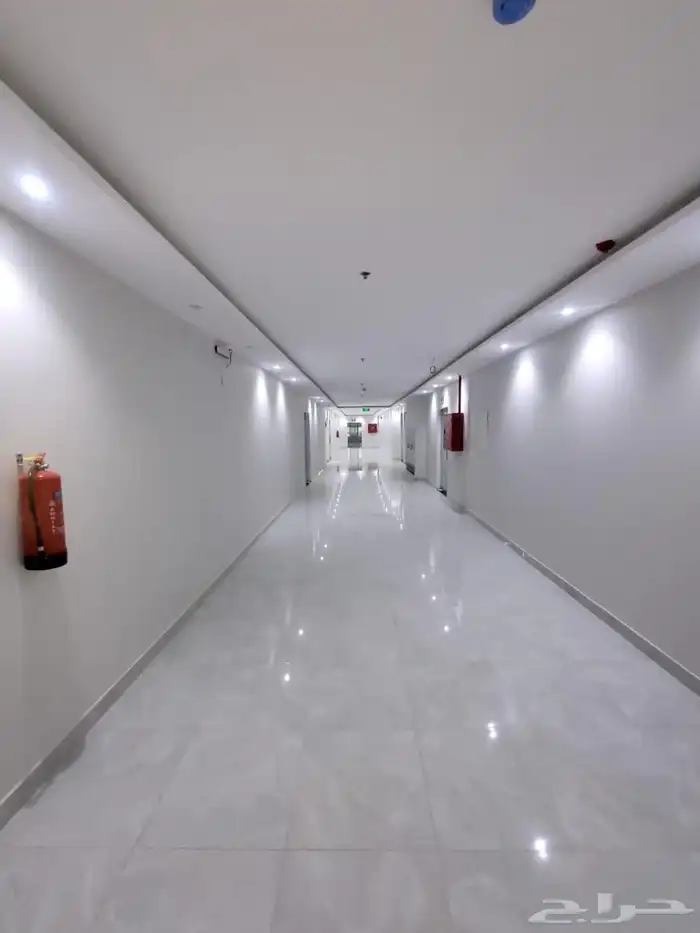 مكاتب اداريه وصالات للايجار 7
