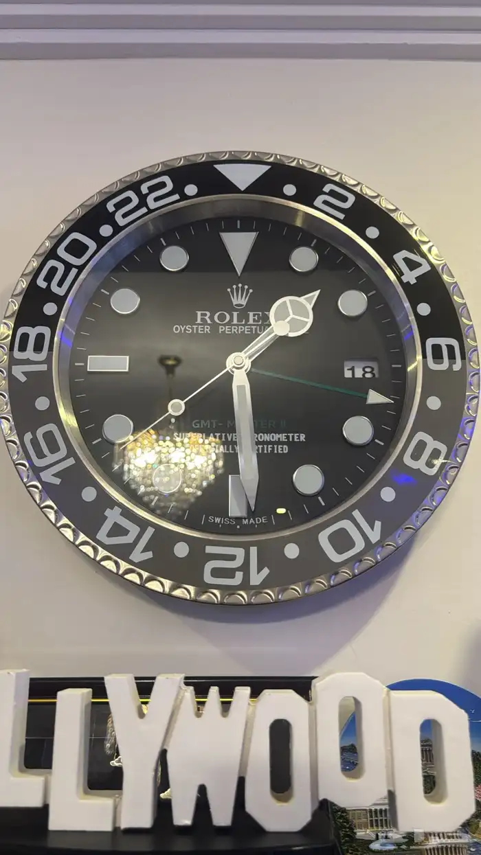 ساعات جداريه 2