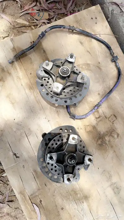 قطع غيار دباب سوزوكي 750 و بانشي Z400 موضحه في الصور 17