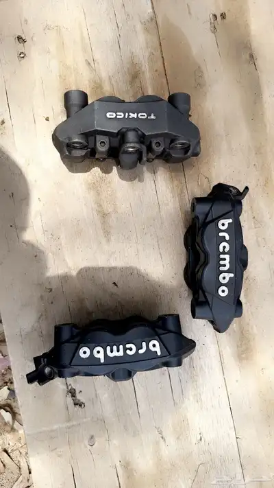 قطع غيار دباب سوزوكي 750 و بانشي Z400 موضحه في الصور 23