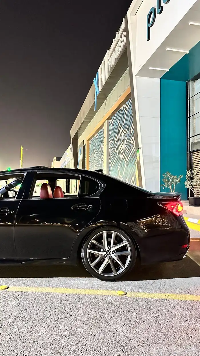 لكزس GS 2016 6