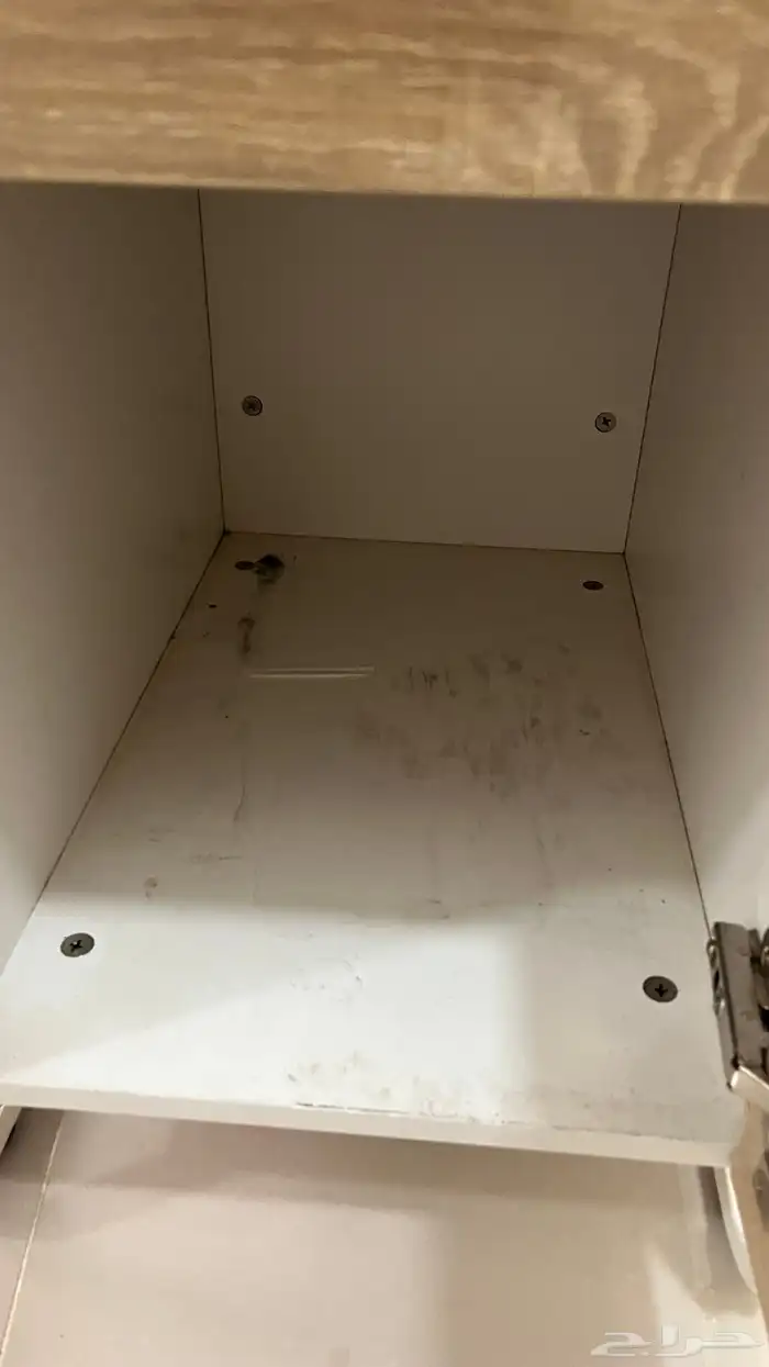 طاولة كمبيوتر 5