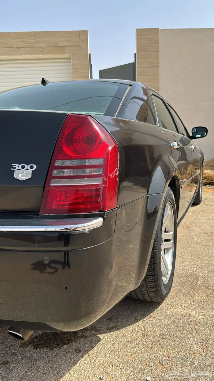 كرايزلر C300 V8 موديل 2005 3