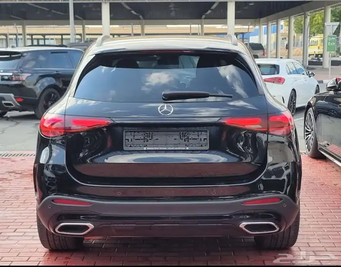 مرسيدس GLC200 موديل 2023 ممشى 125 كم 3