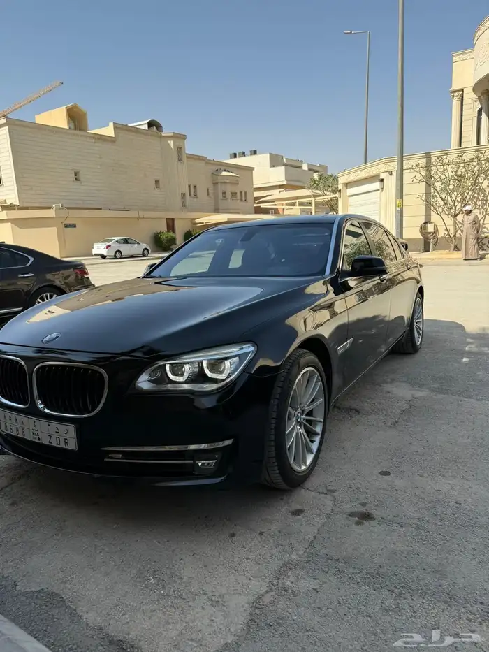 بي ام 740 ( فل كامل ) نظيف 2013 0