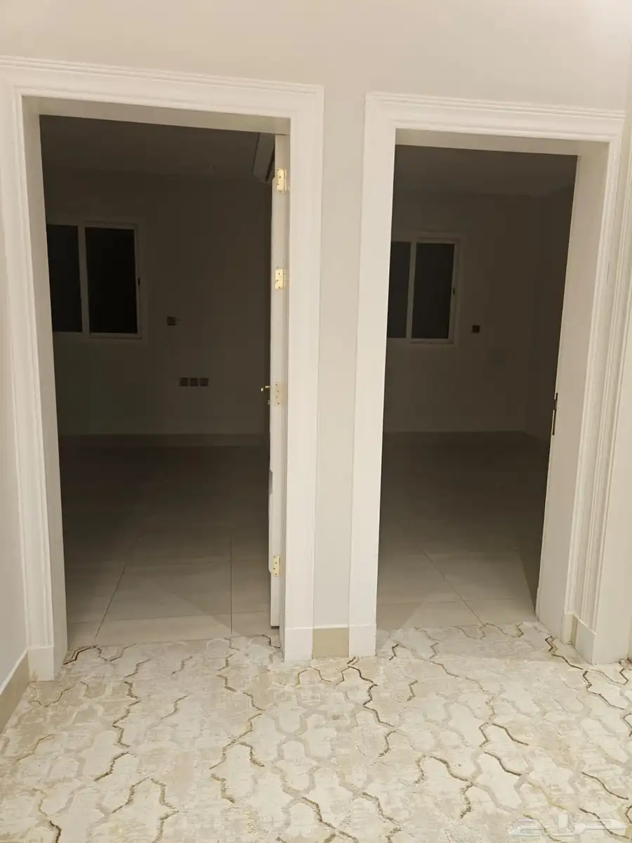 شقة للايجار حي الملقا 1