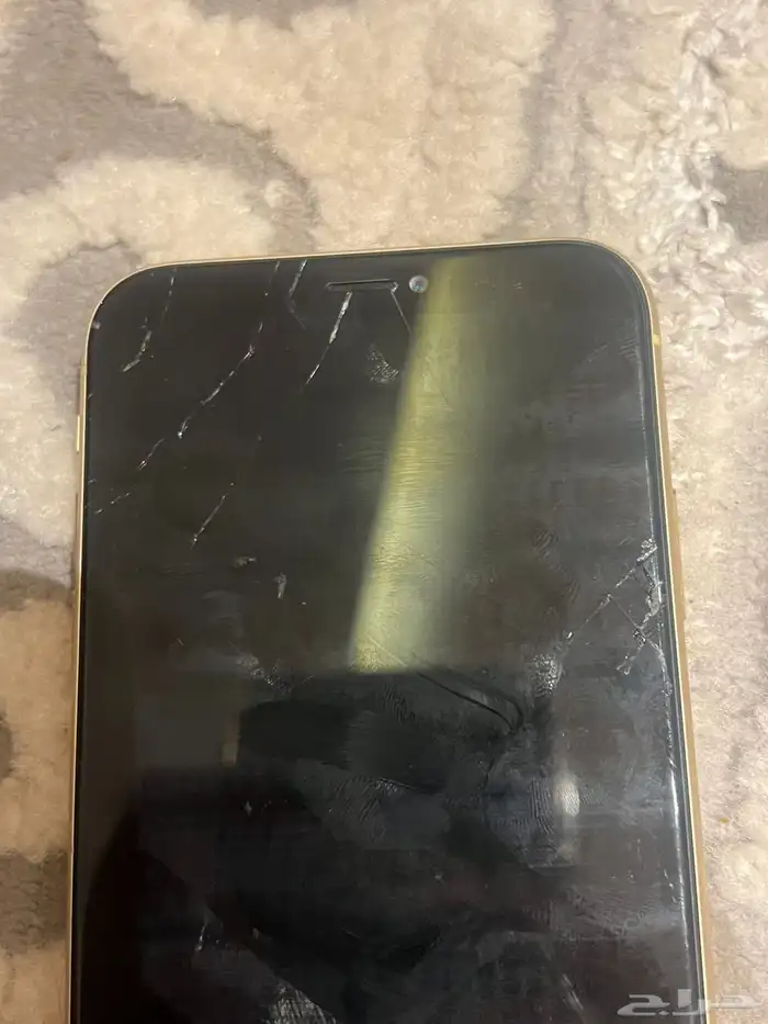 آيفون XR البطاريه 74 الجوال يحتاج شاشه فقط جوال نظيف 6