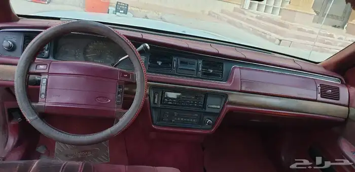 فورد فكتوريا استخدام شايب 10