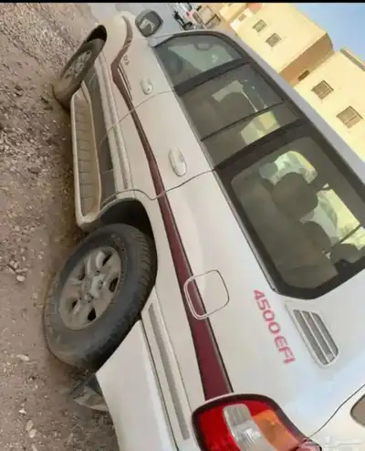 لاندكروزر 2007 فل ممشى 205 الف موتر موقف حول 6 سنوات 3