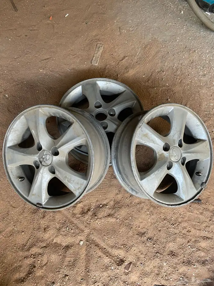 3 جنوط اكسنت مقاس 14 اصليه 1