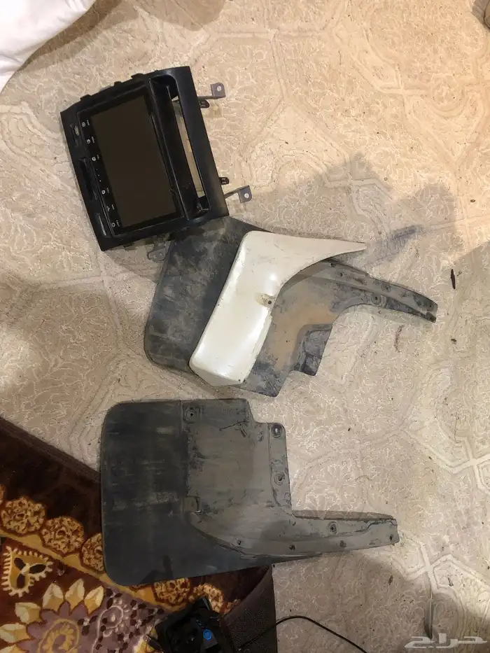 نسافات وشاشة 0