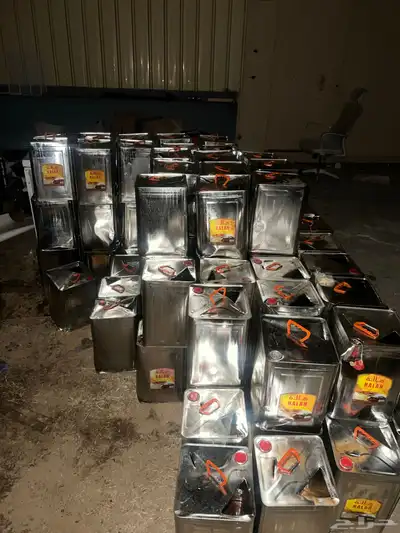 يوجد تنك زيت فاضي بكميات كبيرة للبيع 3