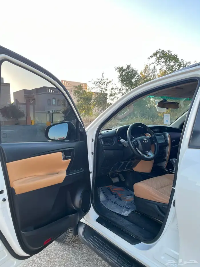 فورتشنر فل كامل - Fortuner 2020 8