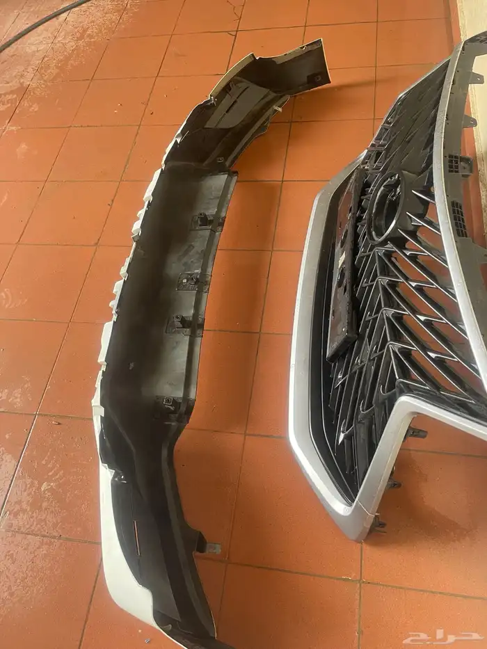 صدام جيب لكززس 2018 1