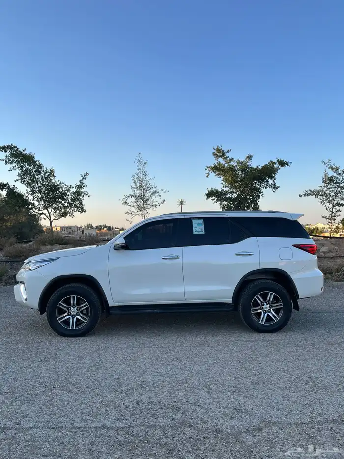 فورتشنر فل كامل - Fortuner 2020 14